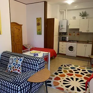 Appartamento Affitti Brevi Colors/g.b. Rossi Friendly, Verona